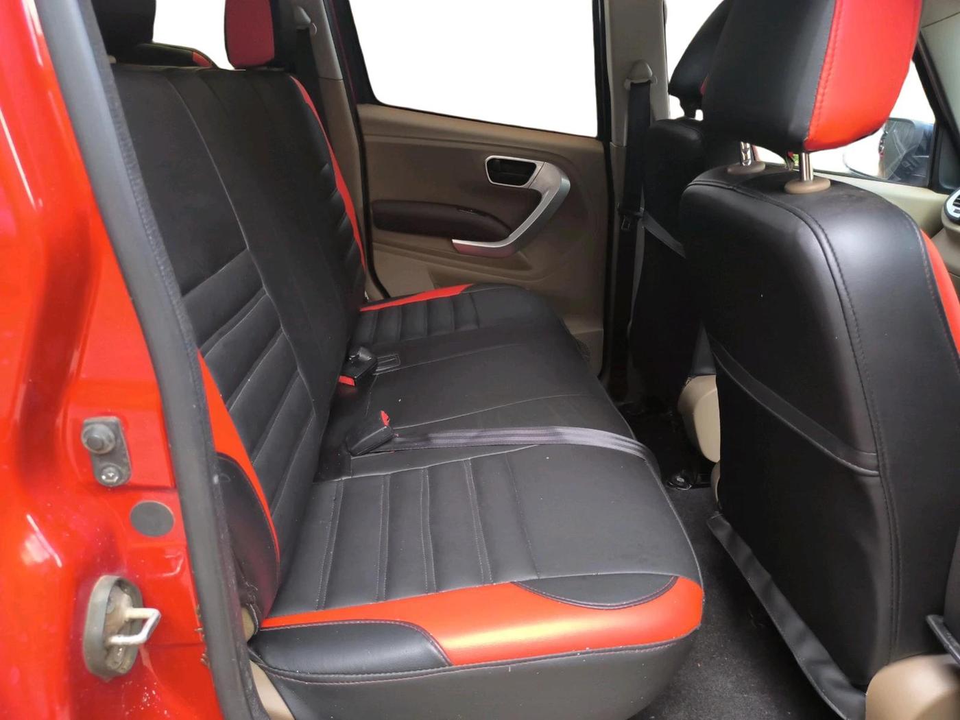2016 Mahindra TUV300 T8 AMT, Diesel, Automatic, 51,739 km, interior