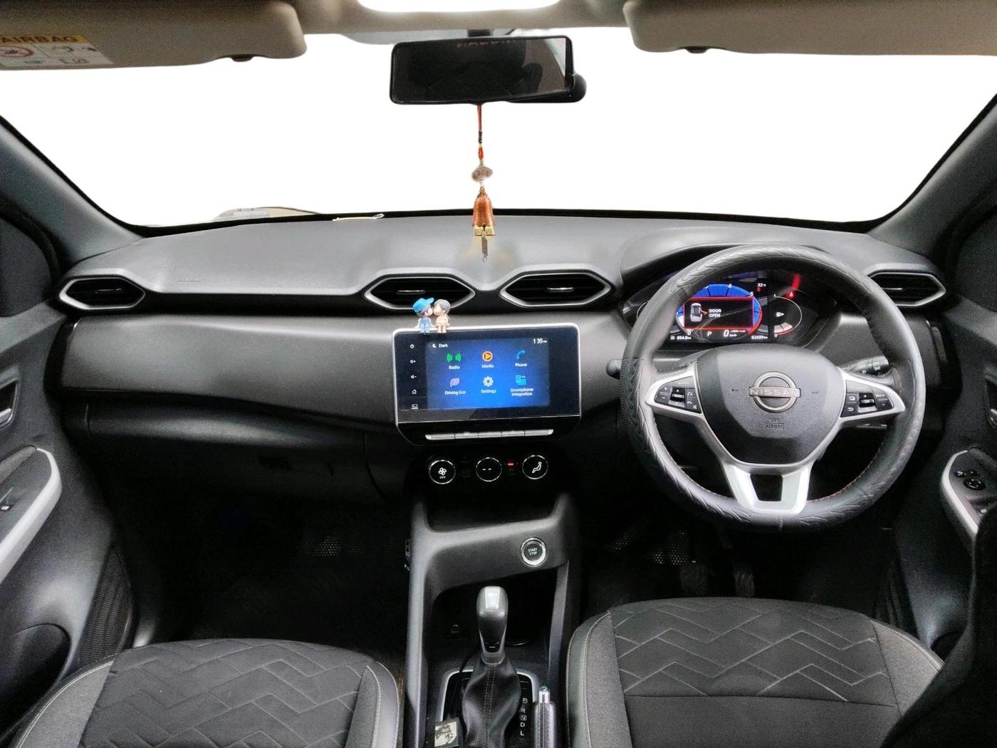 2022 Nissan MAGNITE XV PREMIUM TURBO (O) CVT, Petrol, Automatic, 62,439 km, interior