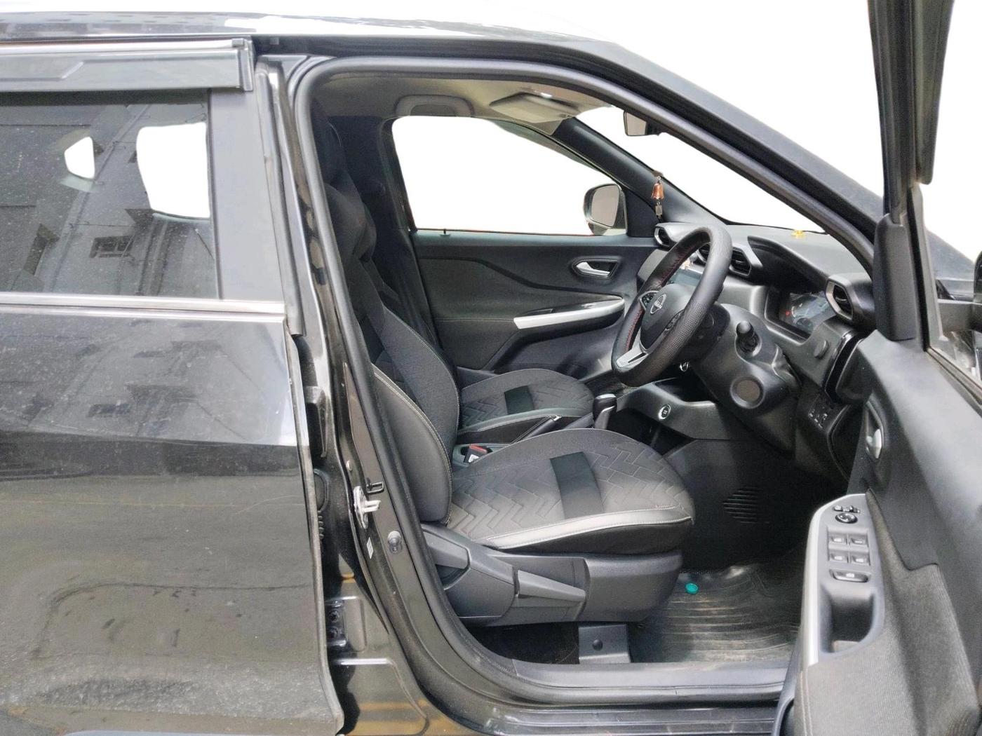2022 Nissan MAGNITE XV PREMIUM TURBO (O) CVT, Petrol, Automatic, 62,439 km, interior