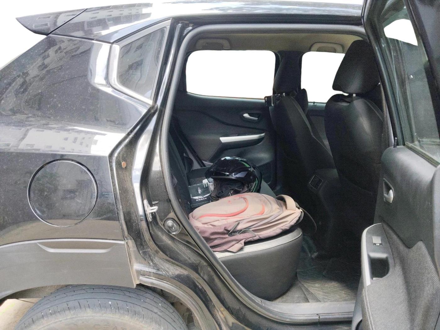 2022 Nissan MAGNITE XV PREMIUM TURBO (O) CVT, Petrol, Automatic, 62,439 km, interior