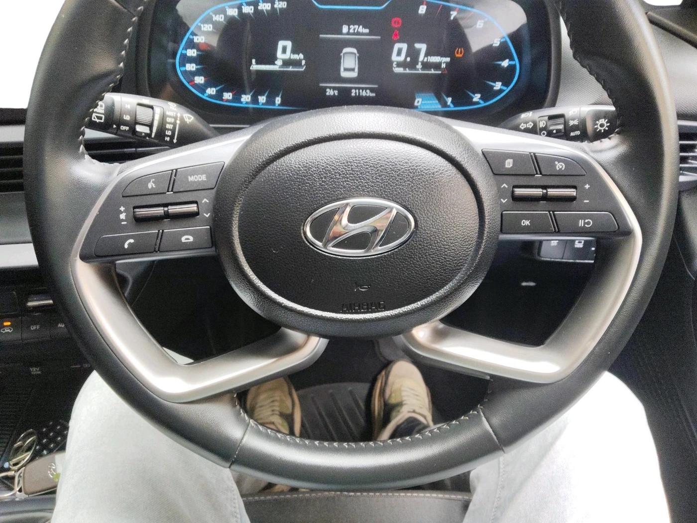 2022 Hyundai NEW I20 ASTA (O) 1.2 MT, Petrol, Manual, 21,163 km, interior