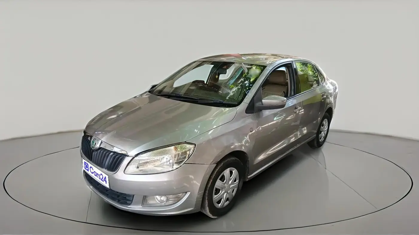 2012 Skoda Rapid ACTIVE 1.6 TDI CR MT, Diesel, Manual, 91,560 km, exterior