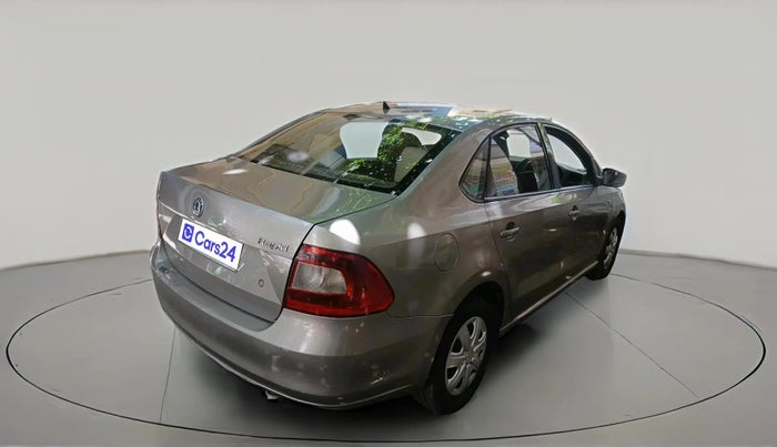2012 Skoda Rapid ACTIVE 1.6 TDI CR MT, Diesel, Manual, 91,560 km, exterior