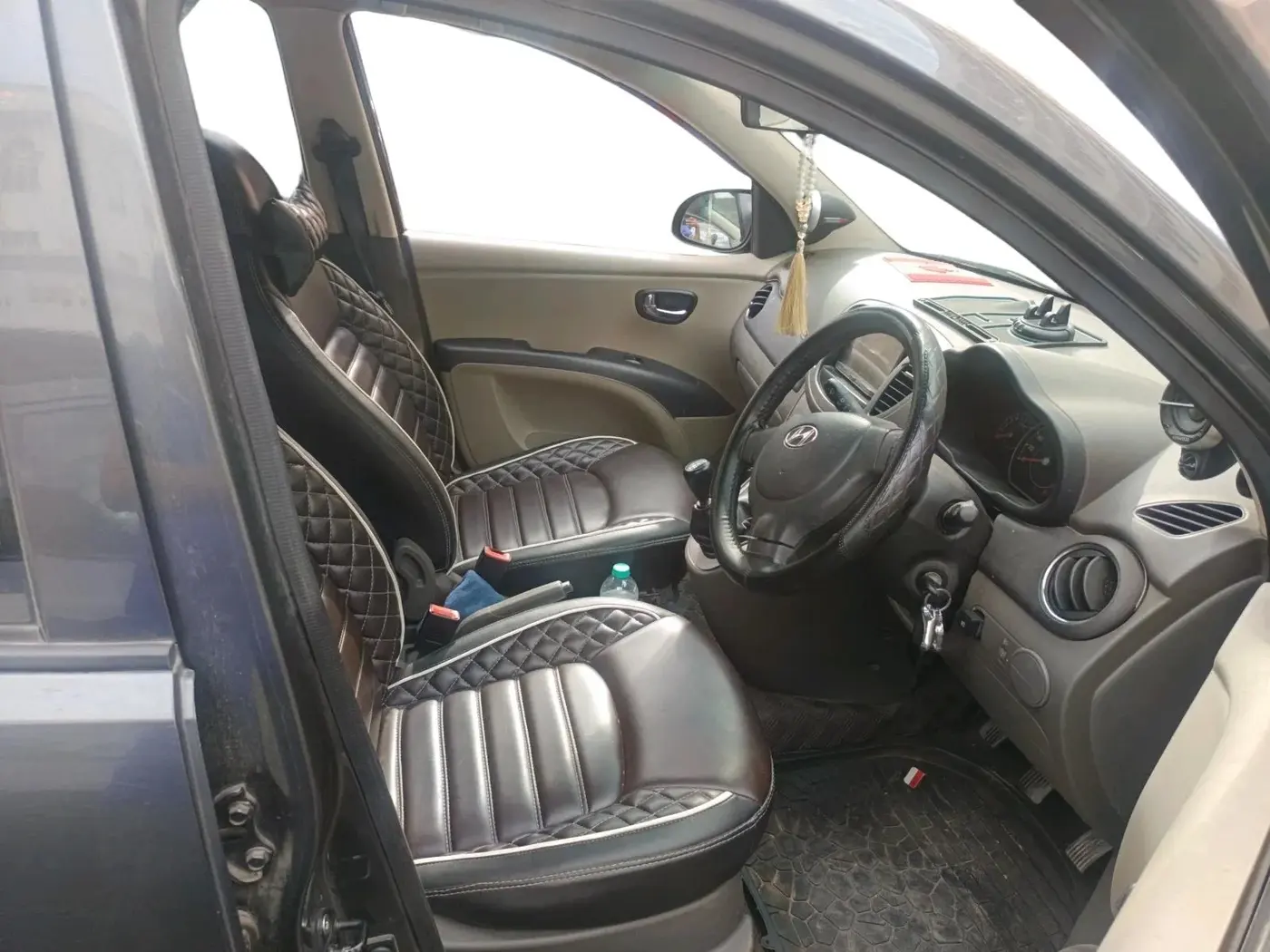 2012 Hyundai i10 SPORTZ 1.2, Petrol, Manual, 48,539 km, interior