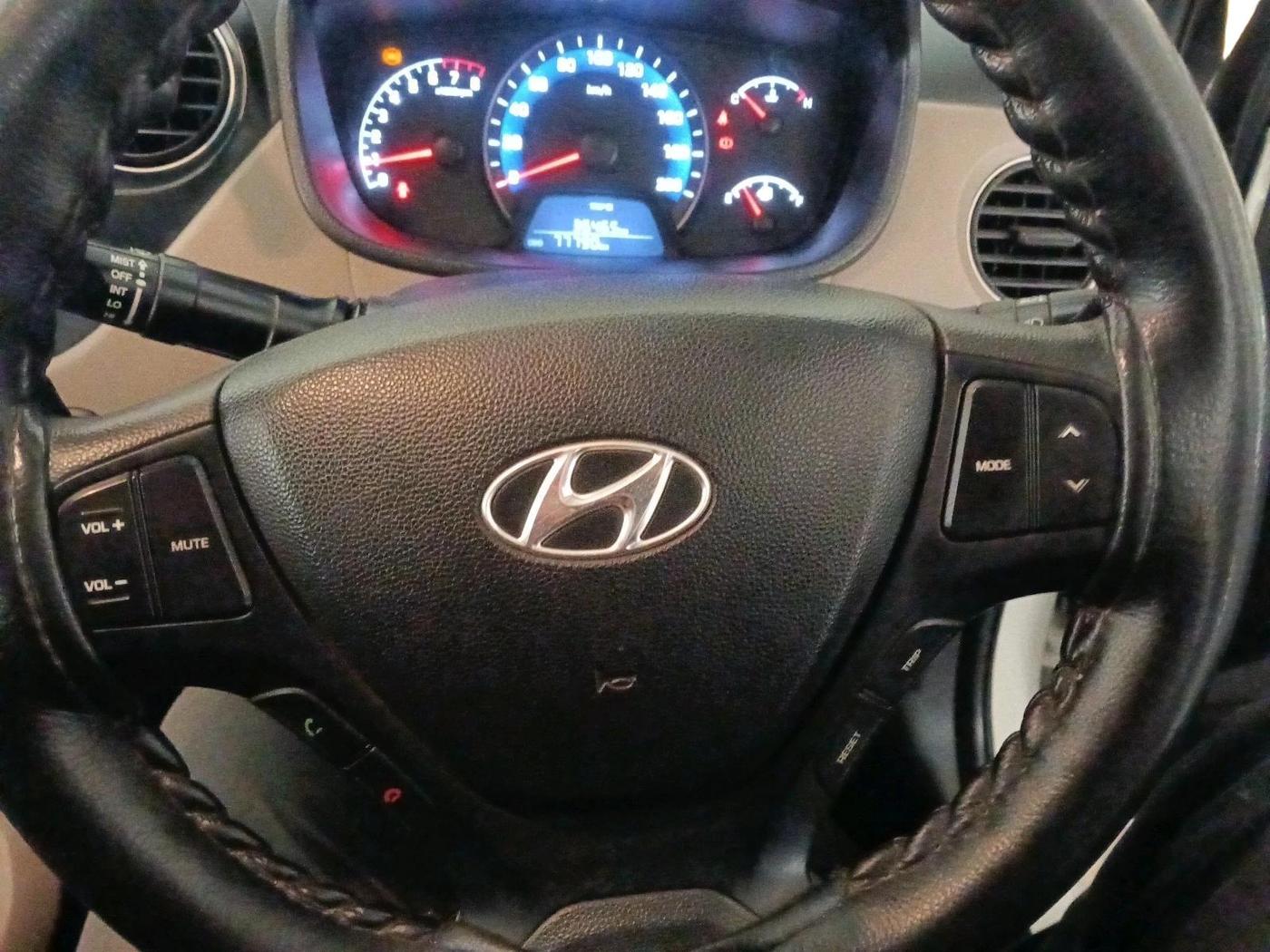 2016 Hyundai Xcent S 1.2, Petrol, Manual, 77,790 km, interior