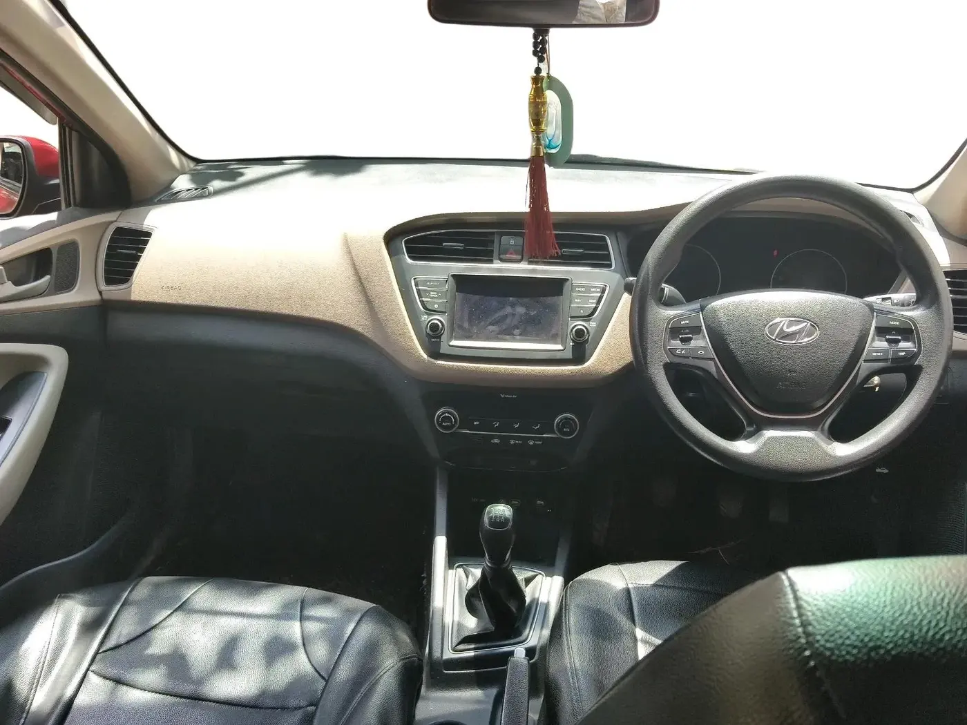 2018 Hyundai Elite i20 ASTA 1.2, Petrol, Manual, 1,17,542 km, interior