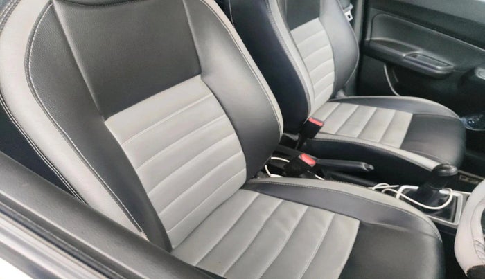 2023 Maruti Swift LXI, Petrol, Manual, 33,000 km, interior