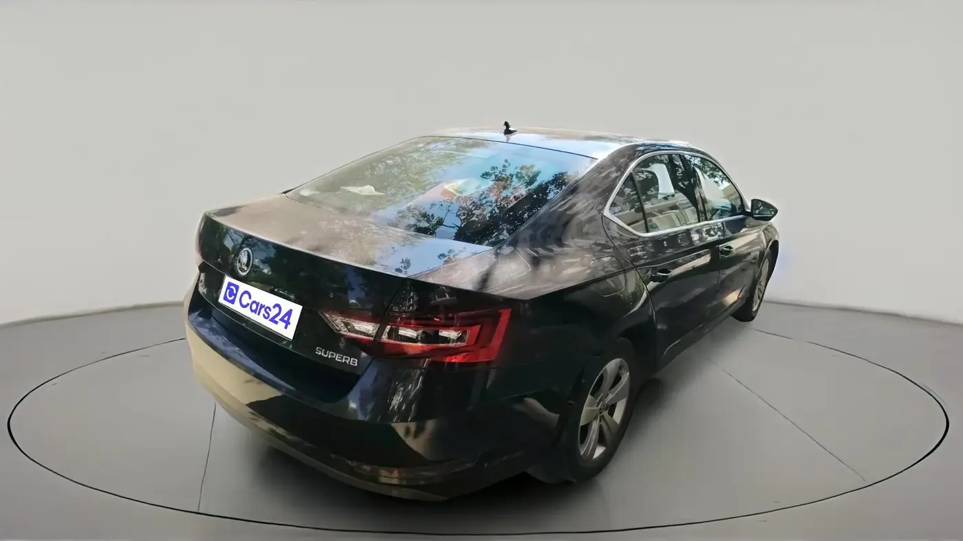 2016 Skoda Superb ELEGANCE 1.8 TSI AT, Petrol, Automatic, 77,800 km, exterior