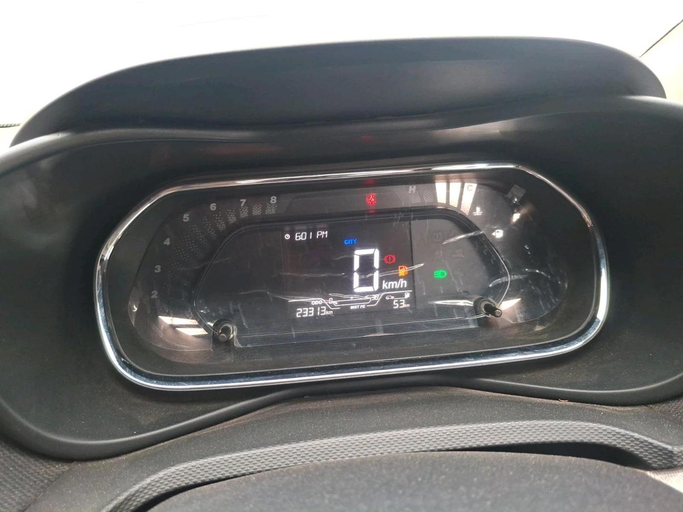 2022 Tata NEXON XZ PETROL, Petrol, Manual, 23,313 km, interior