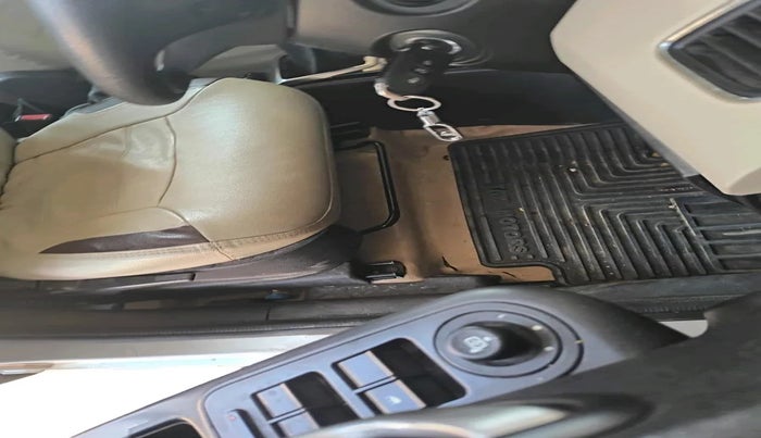 2014 Tata Zest XT PETROL, Petrol, Manual, 1,14,893 km, interior