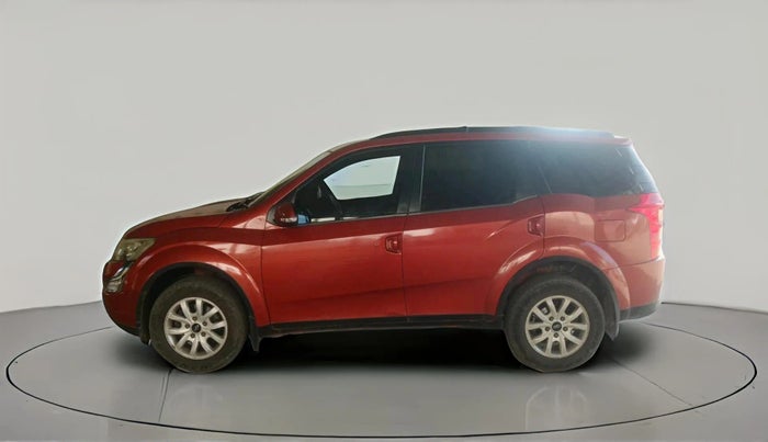 2016 Mahindra XUV500 W8 AT, Diesel, Automatic, 1,41,881 km, exterior