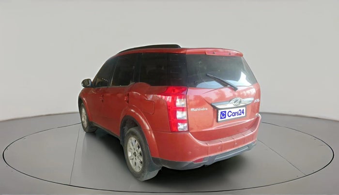 2016 Mahindra XUV500 W8 AT, Diesel, Automatic, 1,41,881 km, exterior