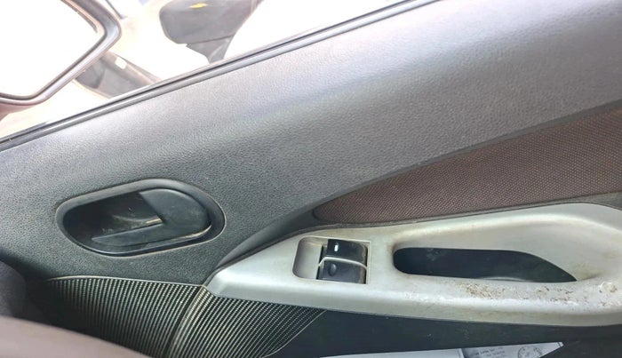 2011 Ford Figo ZXI 1.4 DIESEL, Diesel, Manual, 1,24,794 km, interior