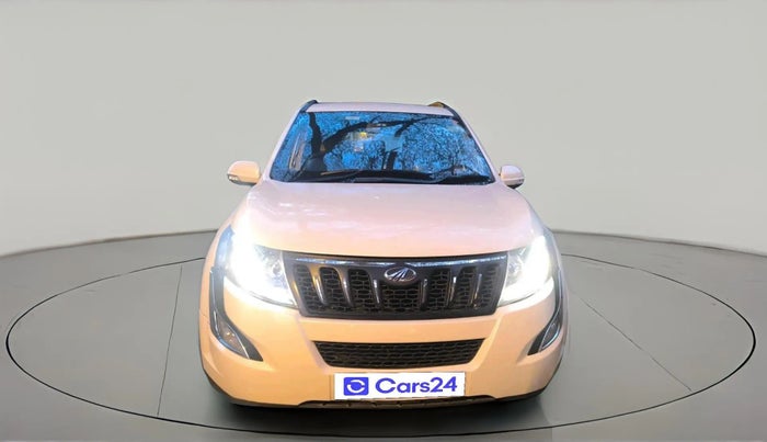 2016 Mahindra XUV500 W8, Diesel, Manual, 1,24,193 km, exterior
