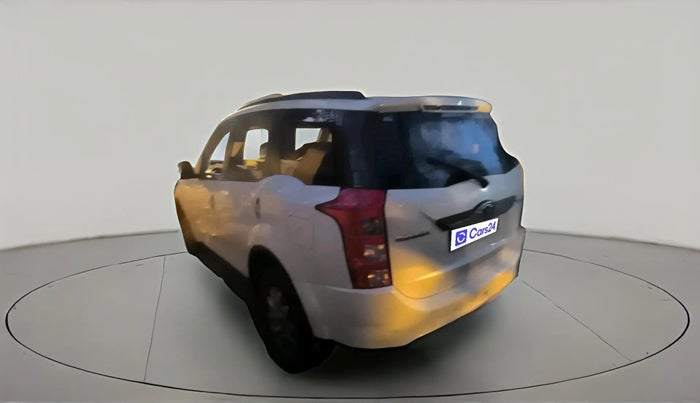 2016 Mahindra XUV500 W8, Diesel, Manual, 1,24,193 km, exterior