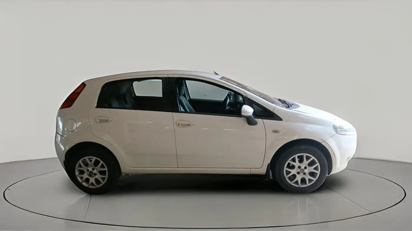 2013 Fiat Grand Punto DYNAMIC 1.3, Diesel, Manual, 97,808 km, exterior