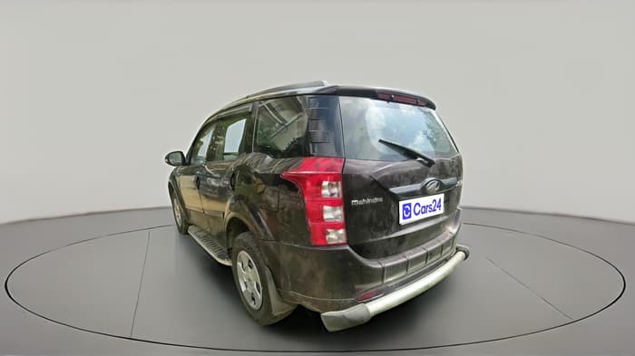 2016 Mahindra XUV500 W4, Diesel, Manual, 1,17,093 km, exterior