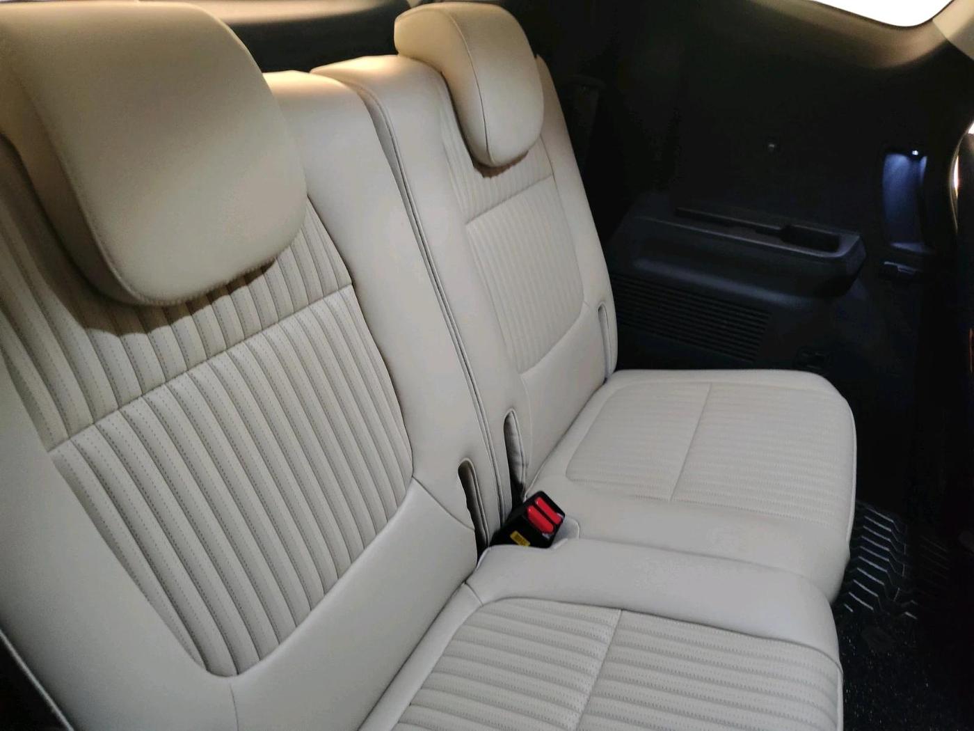 2025 KIA Carens Clavis HTX Plus 1.5 Turbo Petrol 7STR DCT, Petrol, Automatic, 5,863 km, interior