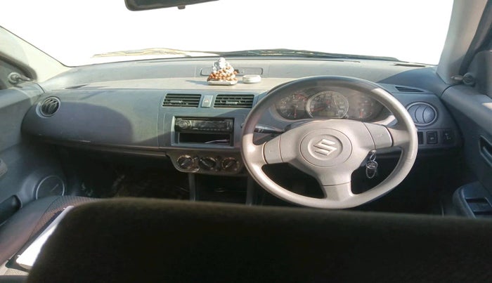 2006 Maruti Swift LXI 1.3, Petrol, Manual, 92,306 km, interior