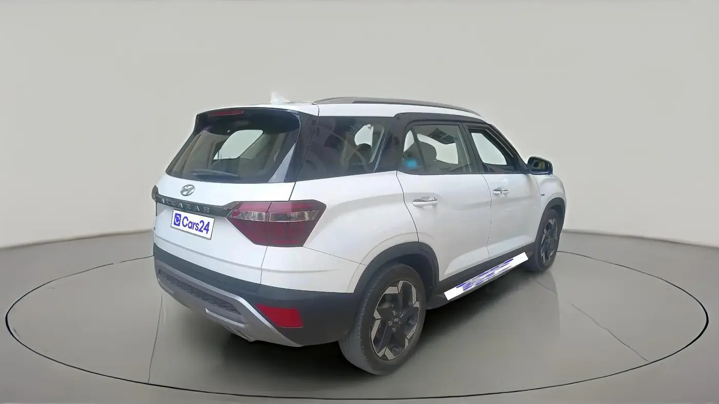 2021 Hyundai ALCAZAR PLATINUM (O) 6STR 2.0 AT, Petrol, Automatic, 31,833 km, exterior