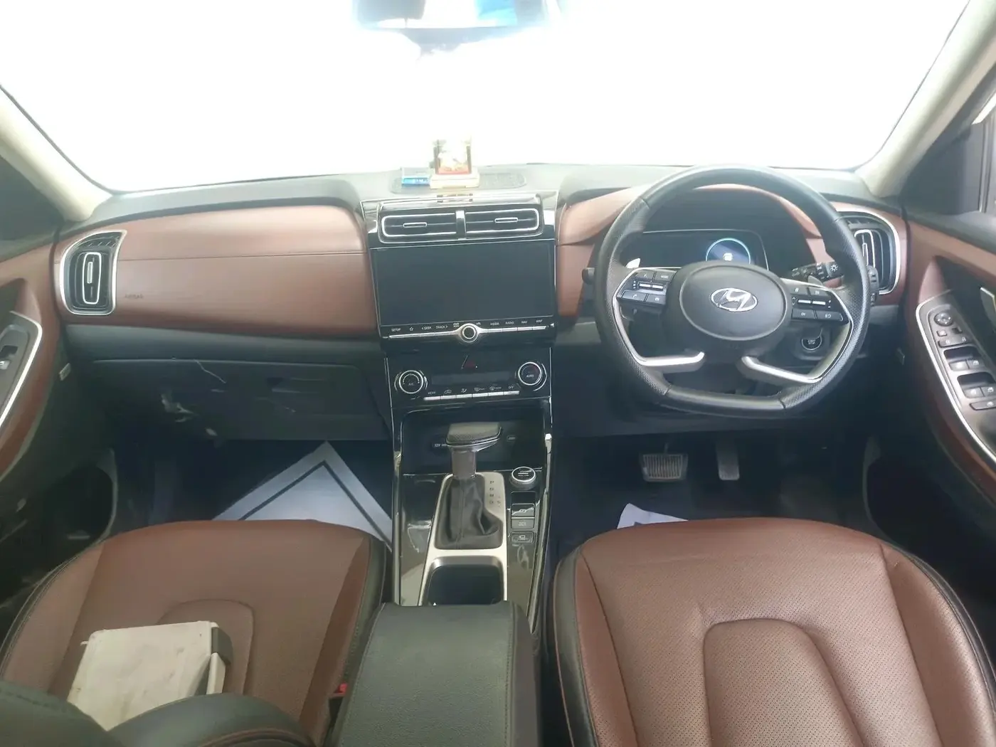 2021 Hyundai ALCAZAR PLATINUM (O) 6STR 2.0 AT, Petrol, Automatic, 31,833 km, interior