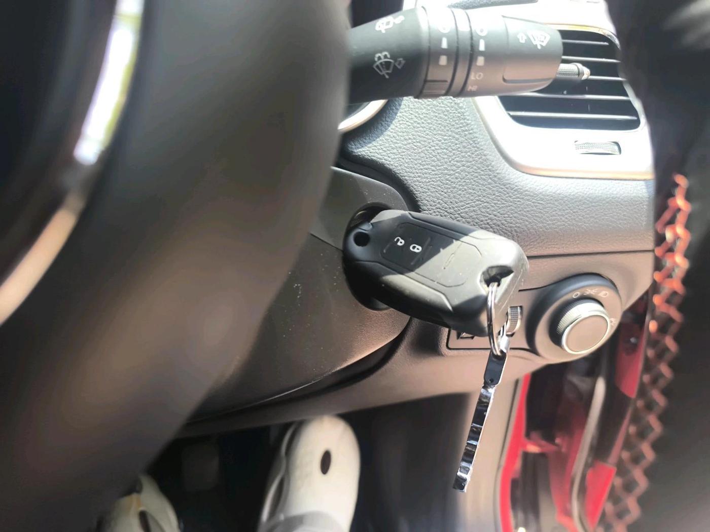 2020 Jeep Compass SPORT PLUS 1.4 PETROL, Petrol, Manual, 30,400 km, interior