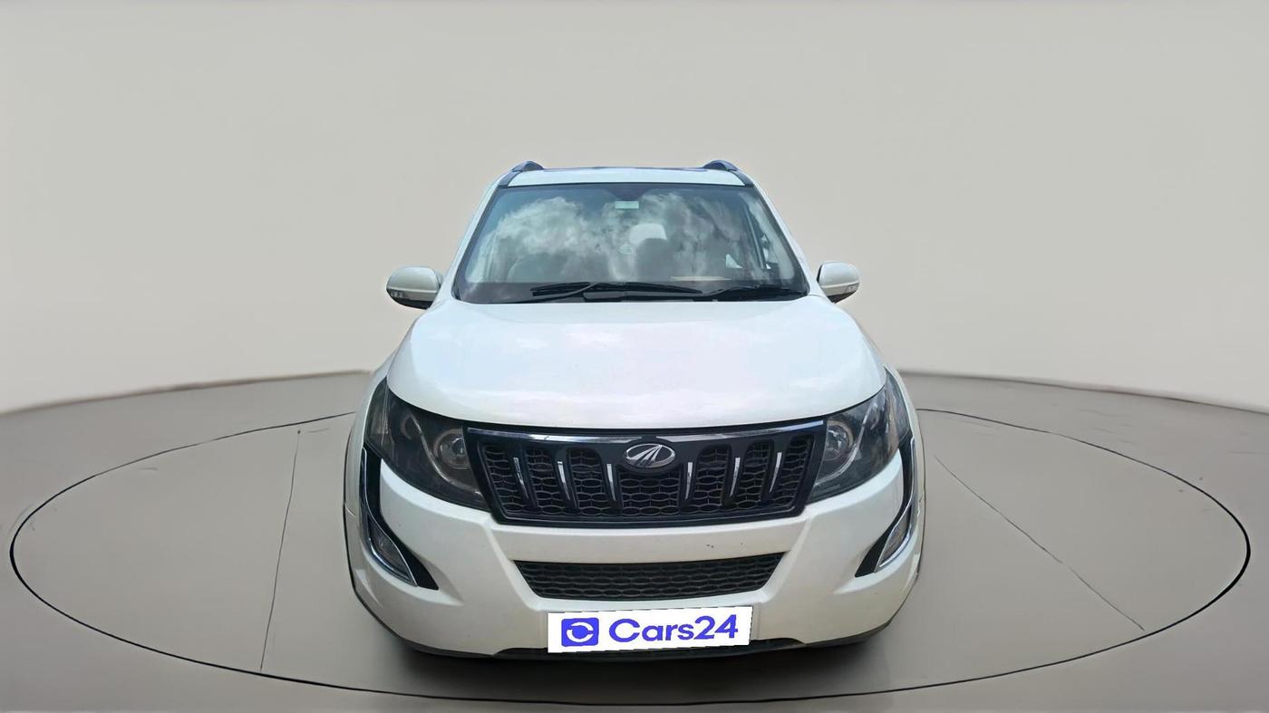 2017 Mahindra XUV500 W10, Diesel, Manual, 1,09,013 km, exterior