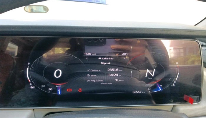 2023 Mahindra XUV700 AX 5 P MT 7 STR, Petrol, Manual, 32,557 km, interior