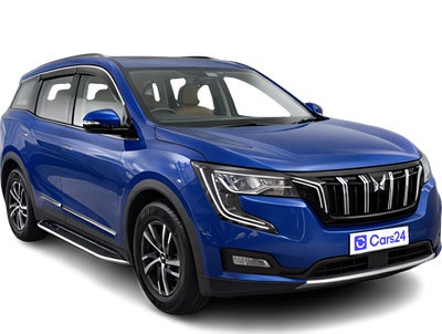2023 Mahindra XUV700 - SUV - Petrol - Manual - ₹15.49 lakh