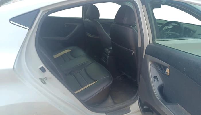 2015 Hyundai New Elantra 1.8 SX MT VTVT, Petrol, Manual, 1,90,066 km, interior