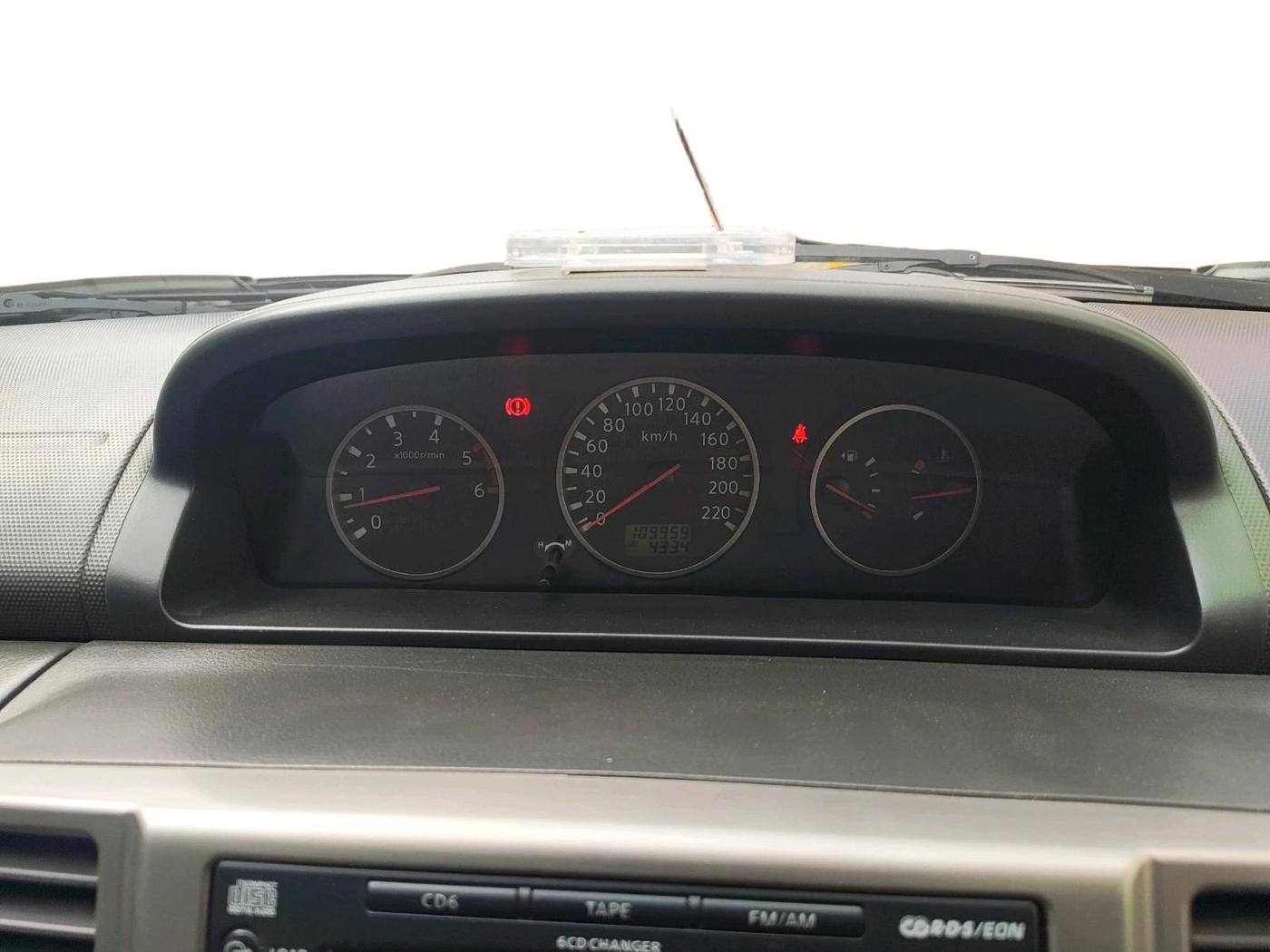 2009 Nissan X Trail T30, Diesel, Manual, 1,09,959 km, interior
