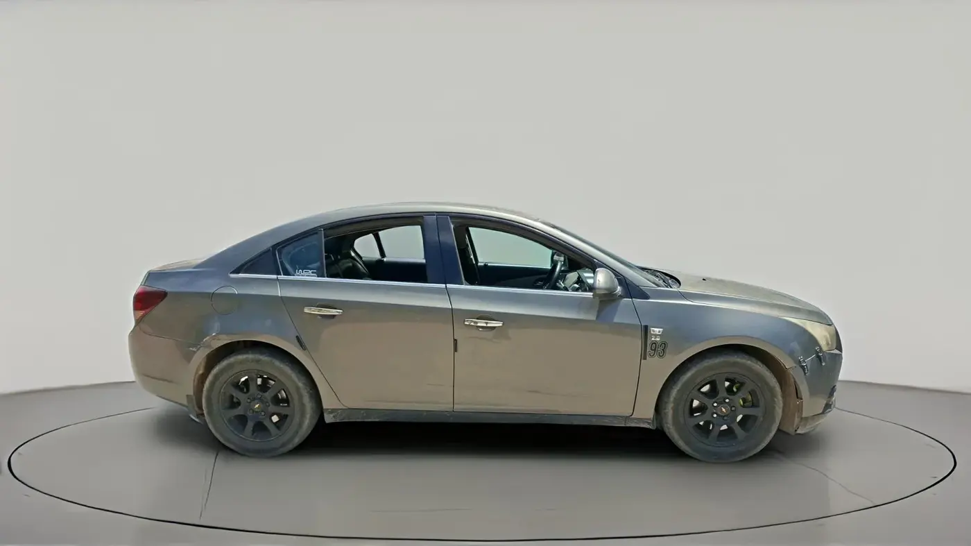 2011 Chevrolet Cruze LTZ AT, Diesel, Automatic, 1,10,454 km, exterior