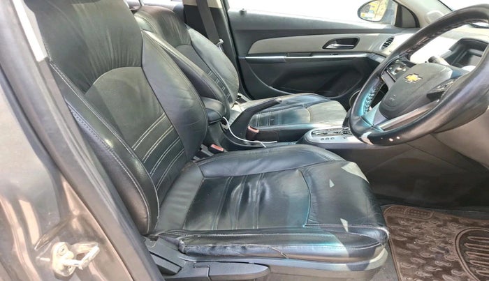 2011 Chevrolet Cruze LTZ AT, Diesel, Automatic, 1,10,454 km, interior