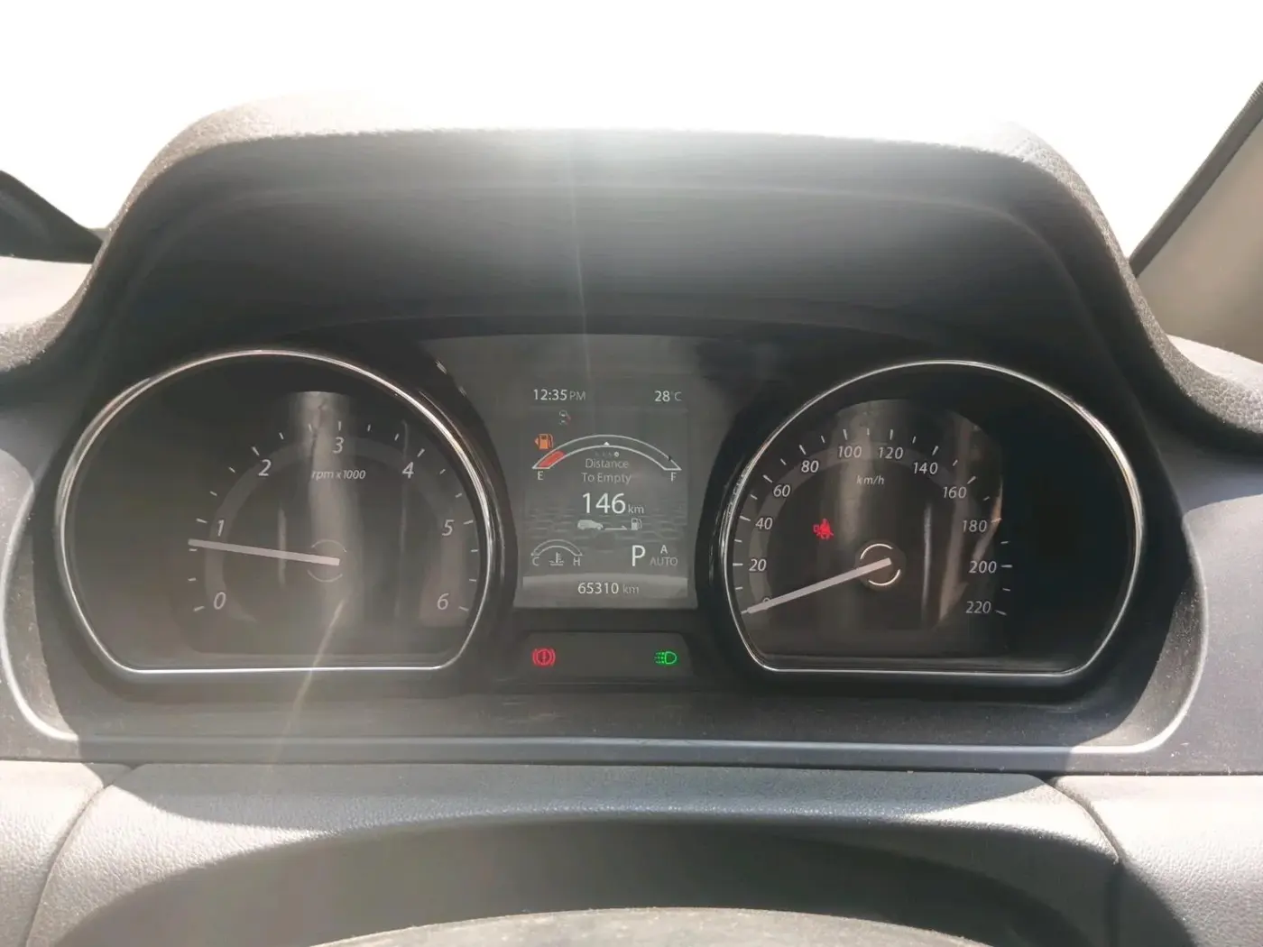 2017 Tata Hexa XTA 4X2 6 STR, Diesel, Automatic, 65,310 km, interior