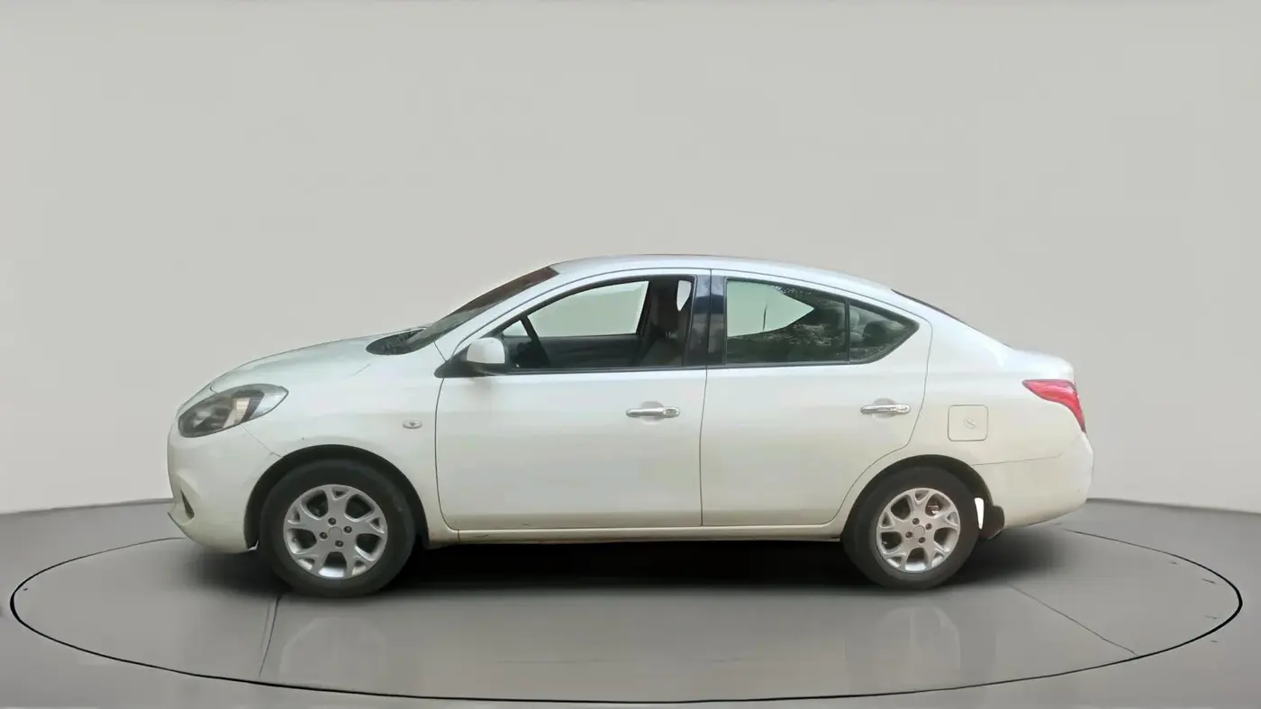 2013 Renault Scala RXL DIESEL, Diesel, Manual, 1,22,696 km, exterior