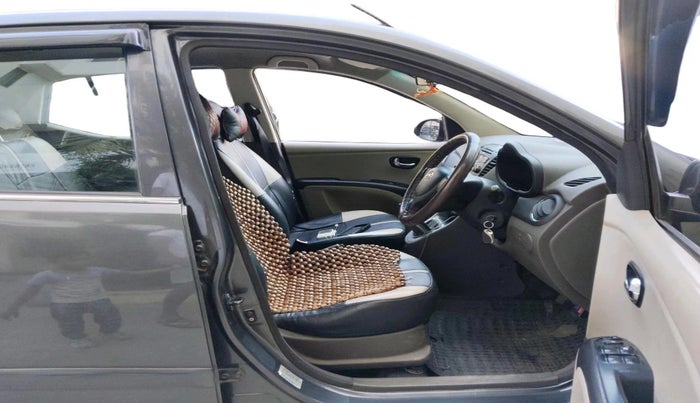 2011 Hyundai i10 SPORTZ 1.2, Petrol, Manual, 1,45,360 km, interior