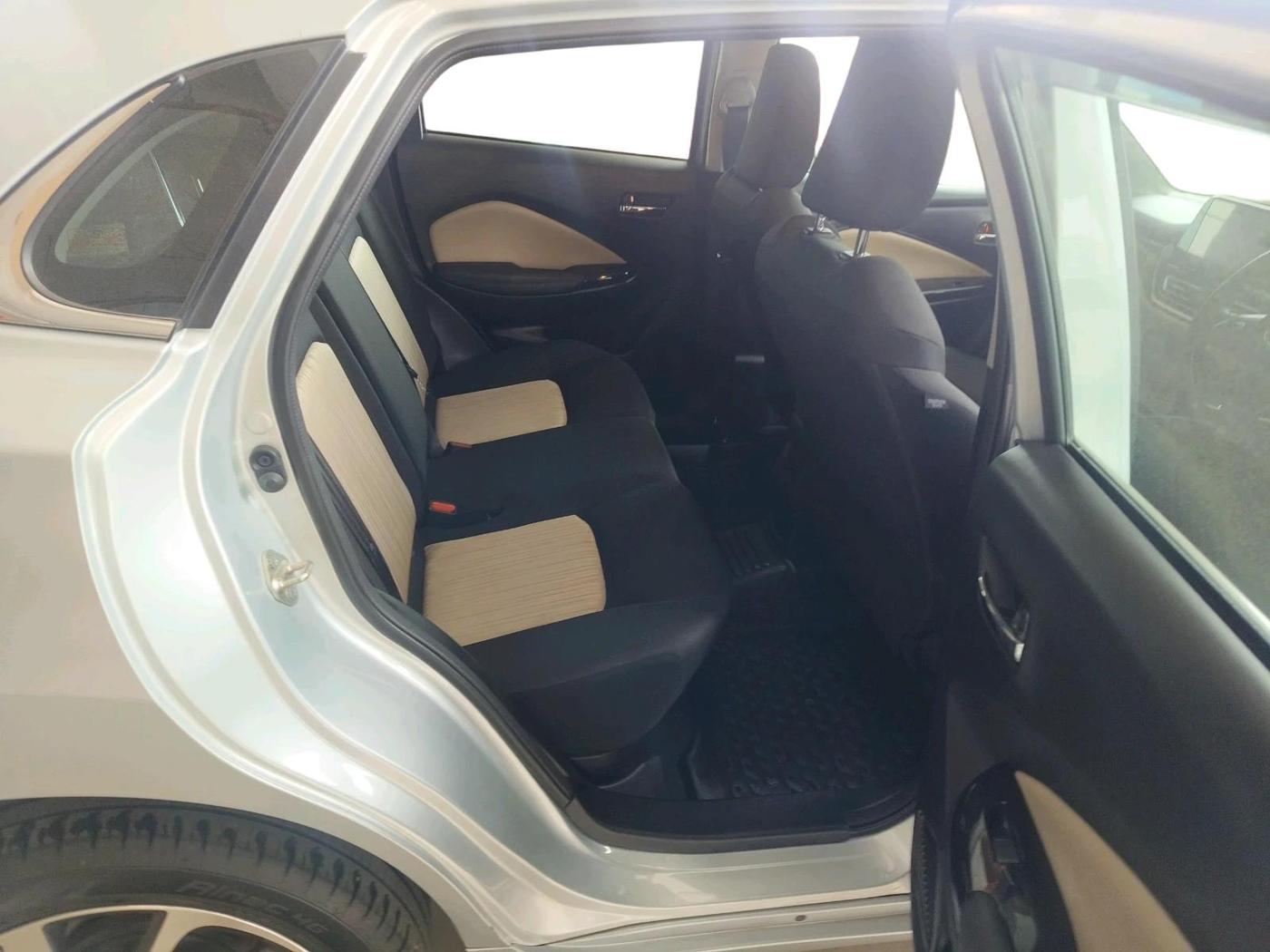 2024 Toyota Glanza V AMT, Petrol, Automatic, 20,698 km, interior