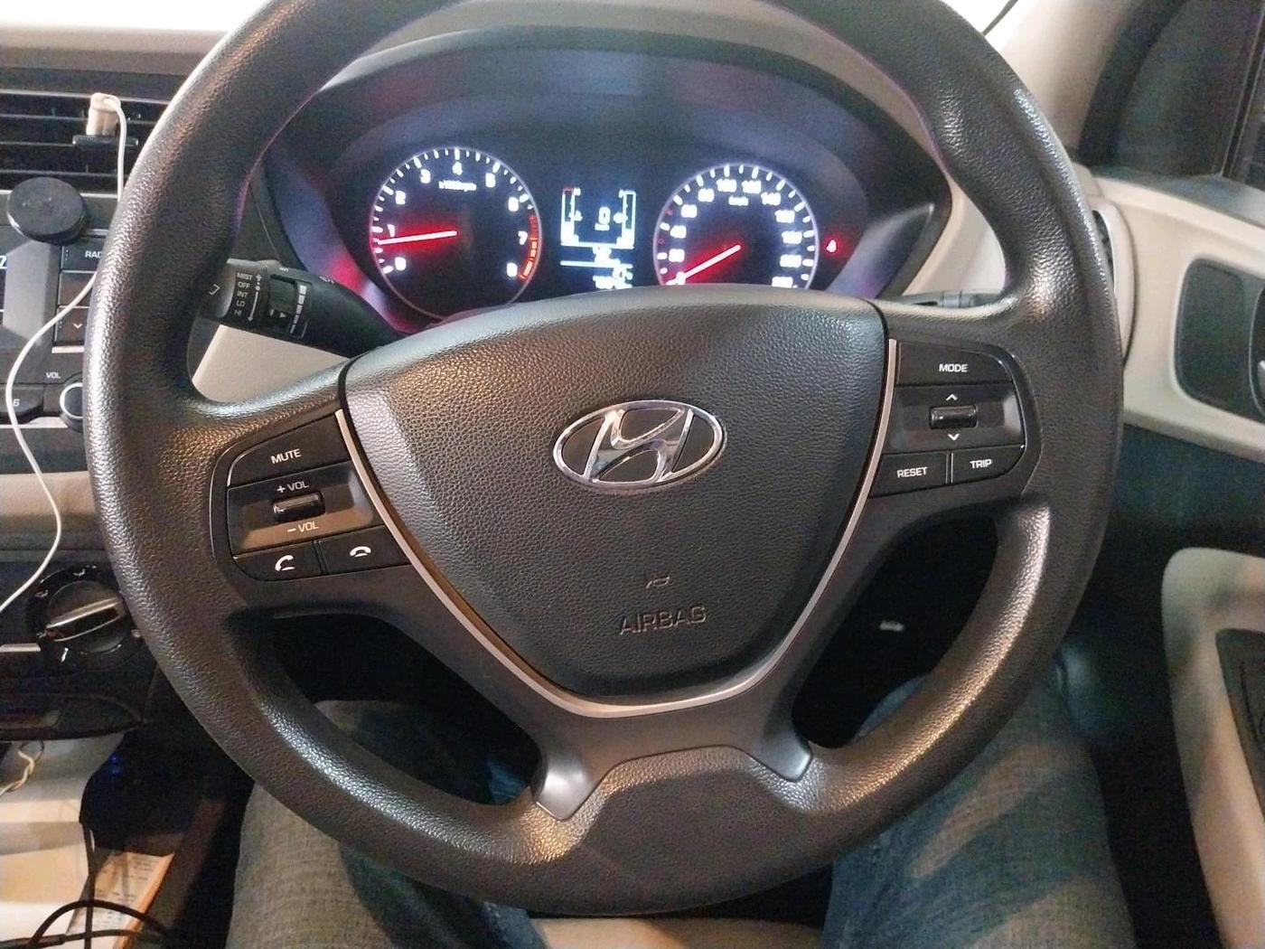 2019 Hyundai Elite i20 MAGNA PLUS 1.2, Petrol, Manual, 76,546 km, interior