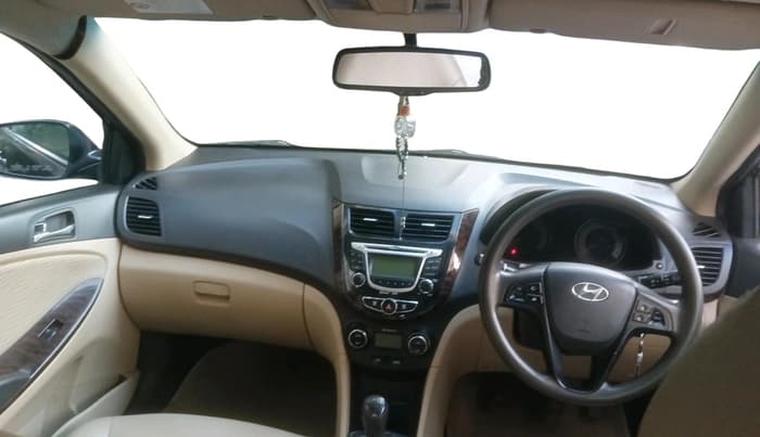 2012 Hyundai Verna FLUIDIC 1.6 CRDI SX, Diesel, Manual, 1,70,381 km, interior