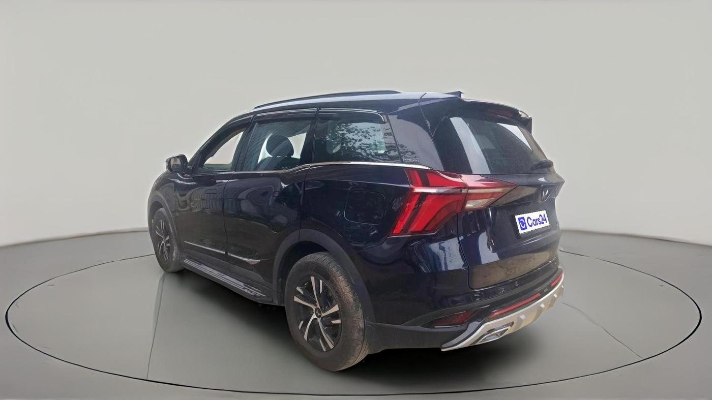 2024 Mahindra XUV700 AX 5 P MT 7 STR, Petrol, Manual, 36,235 km, exterior