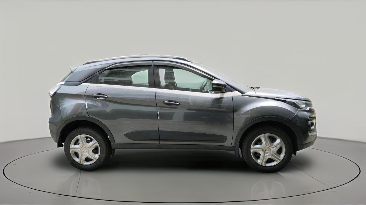 2021 Tata NEXON XM DIESEL, Diesel, Manual, 30,510 km, exterior
