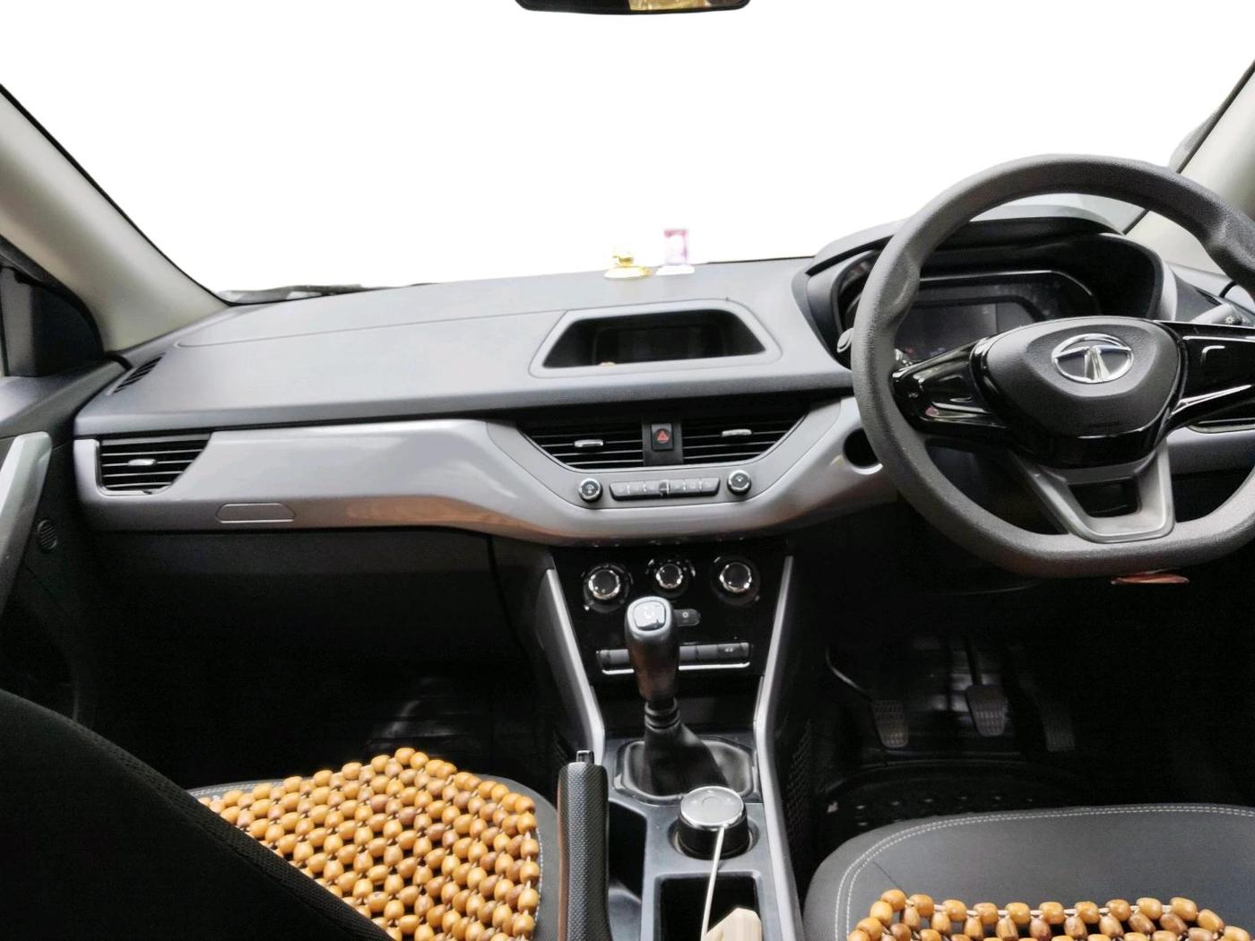 2021 Tata NEXON XM DIESEL, Diesel, Manual, 30,510 km, interior