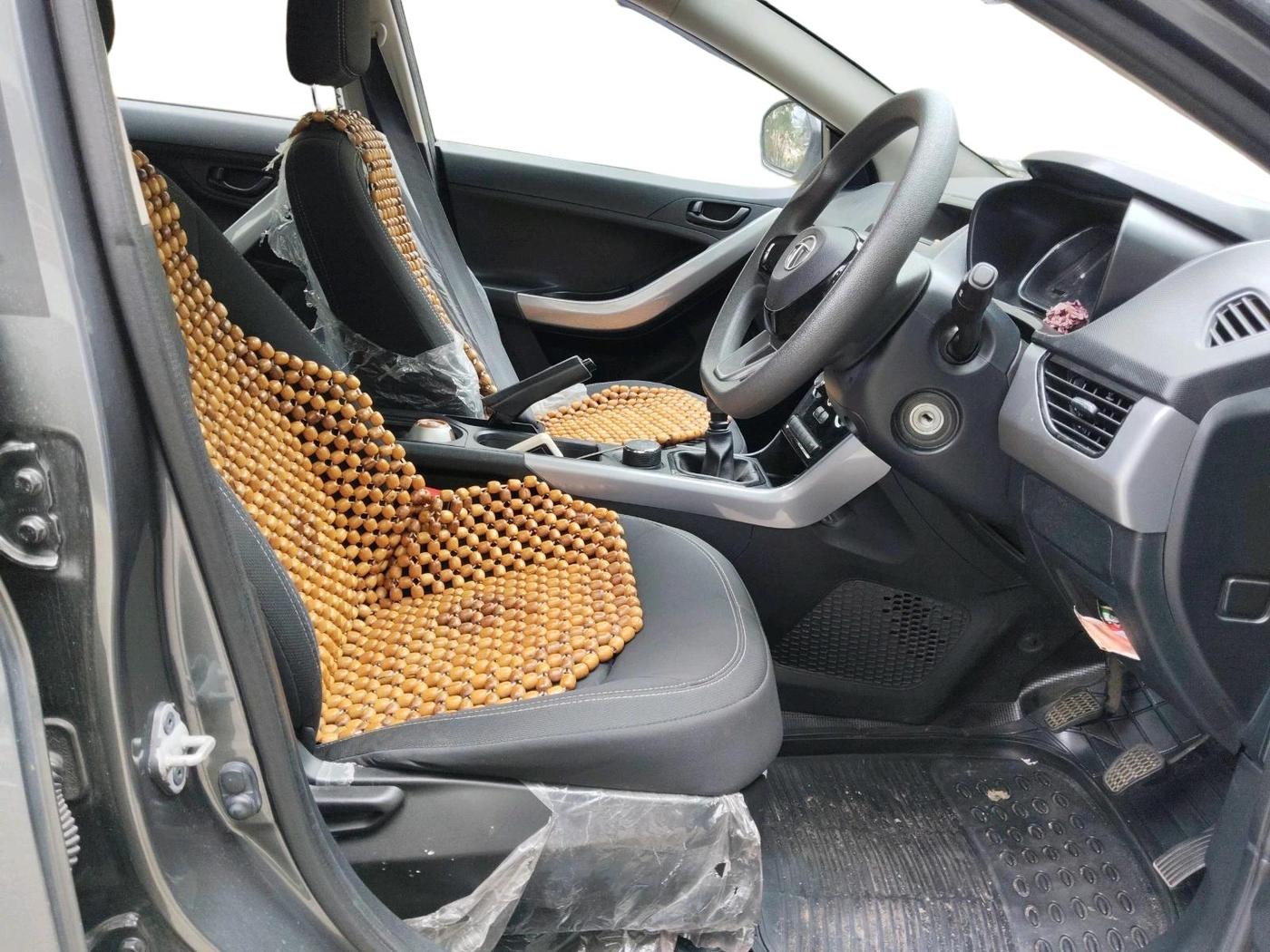 2021 Tata NEXON XM DIESEL, Diesel, Manual, 30,510 km, interior