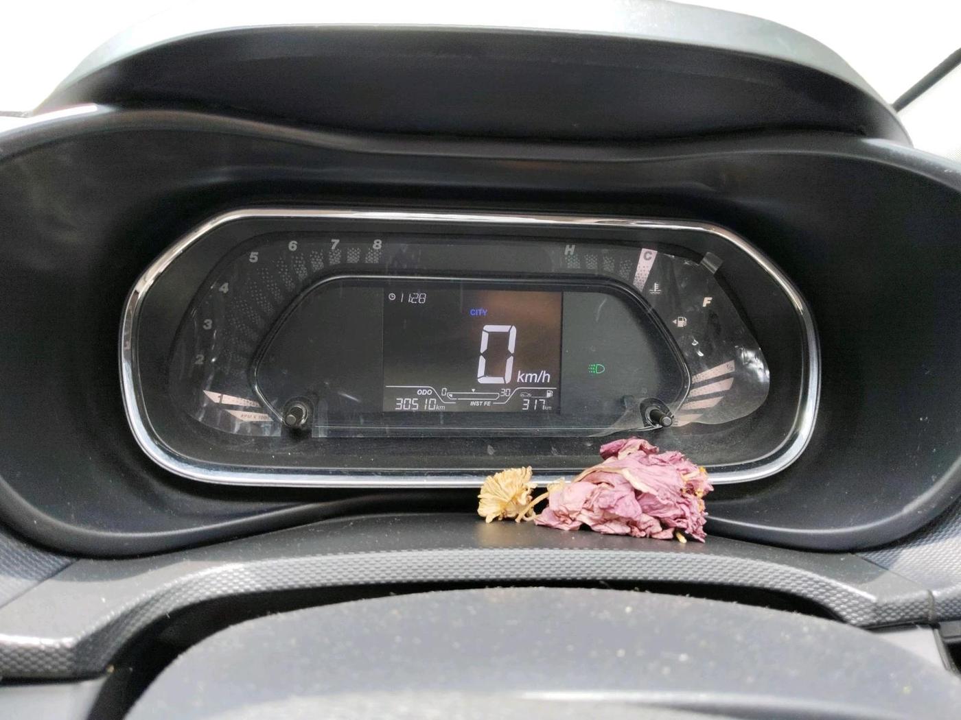 2021 Tata NEXON XM DIESEL, Diesel, Manual, 30,510 km, interior