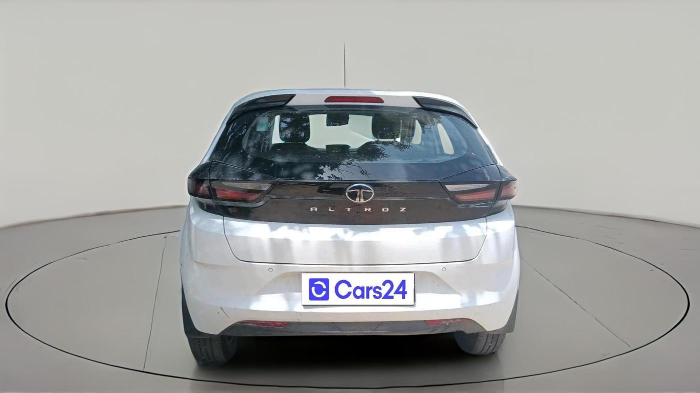 2024 Tata ALTROZ XT PETROL, Petrol, Manual, 20,376 km, exterior
