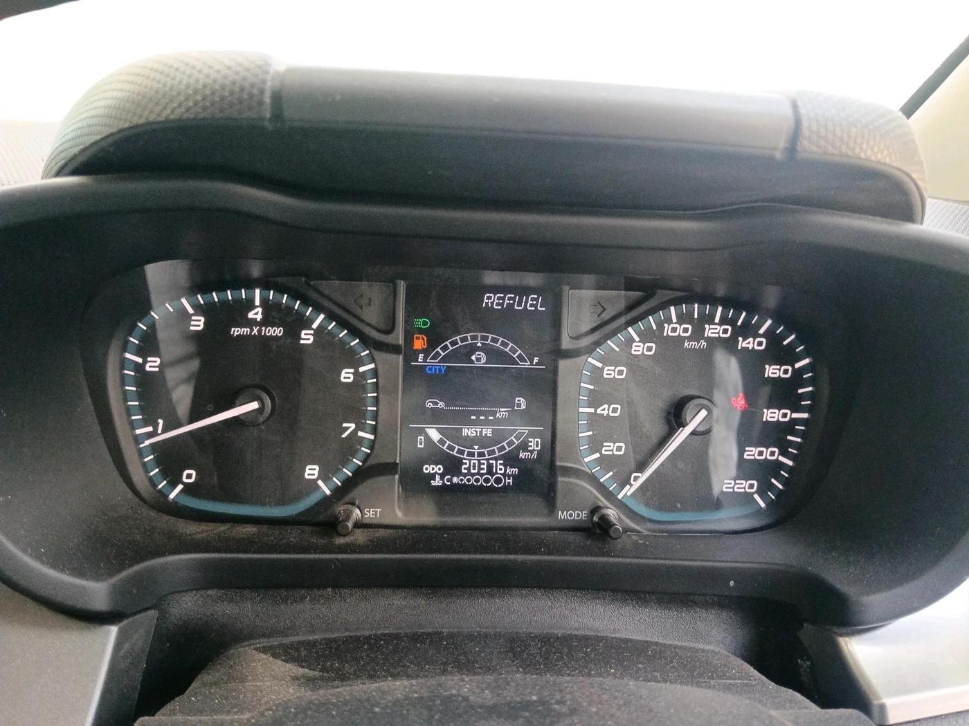 2024 Tata ALTROZ XT PETROL, Petrol, Manual, 20,376 km, interior