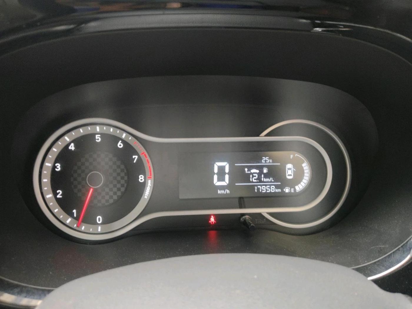 2021 Hyundai GRAND I10 NIOS SPORTZ 1.2 KAPPA VTVT, Petrol, Manual, 17,958 km, interior