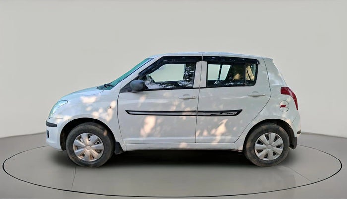 2007 Maruti Swift LXI 1.3, Petrol, Manual, 1,21,619 km, exterior