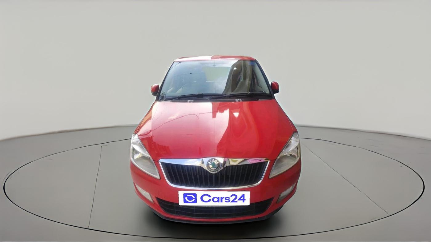 2011 Skoda Fabia ELEGANCE 1.6 MPI, Petrol, Manual, 1,20,577 km, exterior