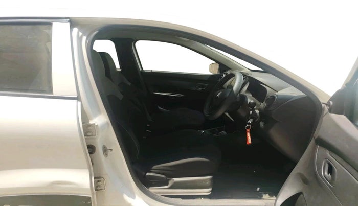 2025 Renault Kwid RXL(O) 1.0L AMT, Petrol, Automatic, 26,777 km, interior